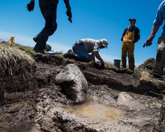 Canada - Les archéologues à Pointe Rosée - Photo: Robert Clarke / National Geographic