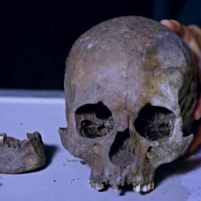 Danemark - Découverte du crâne d'un guerrier viking décapité à Svendborg - Photo: Skærmprint SDU