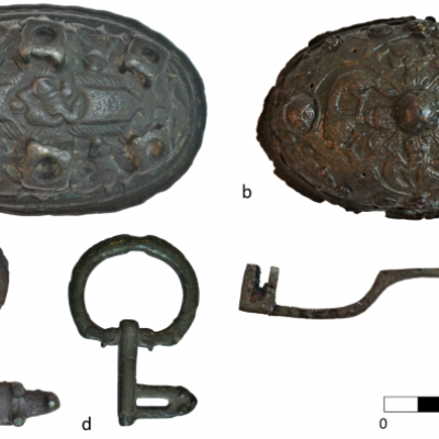Danemark - La composition des broches et clefs vikings découvertes à Ribe permet de retracer l'évolution de l'artisanat métallurgique - Photo: link.springer.com