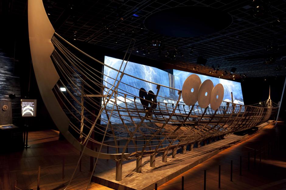 Danemark - Le plus long navire viking, Roskilde 6, se compose de plusieurs centaines de pièces de bois - Photo: John Lee, Musée national