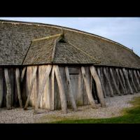 Maison longue reconstituée du Centre Fyrkat à Hobro, Danemark