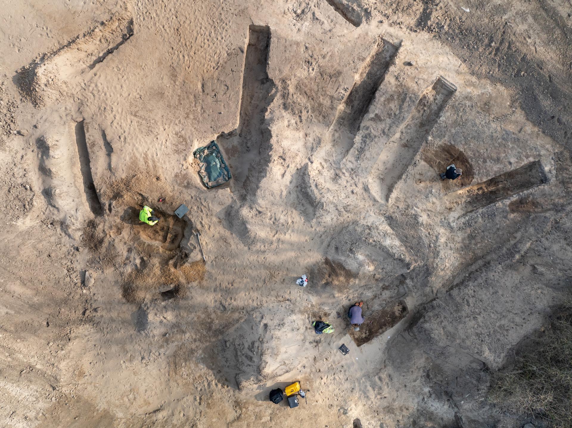 Danemark - Une partie des 30 tombes du site funéraire de l'Âge Viking découvert à Lisbjerg - Photo: Moesgaard Museum