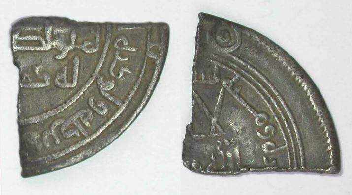 Dirhams d'argent ixieme siecle decouverts a torksey coupes en plus petites unites d echange par les vikings