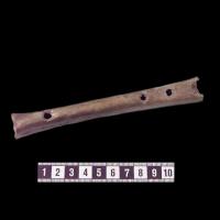 Flûte en os de l'Âge Viking découverte à Birka - Photo Musée historique de Stockholm