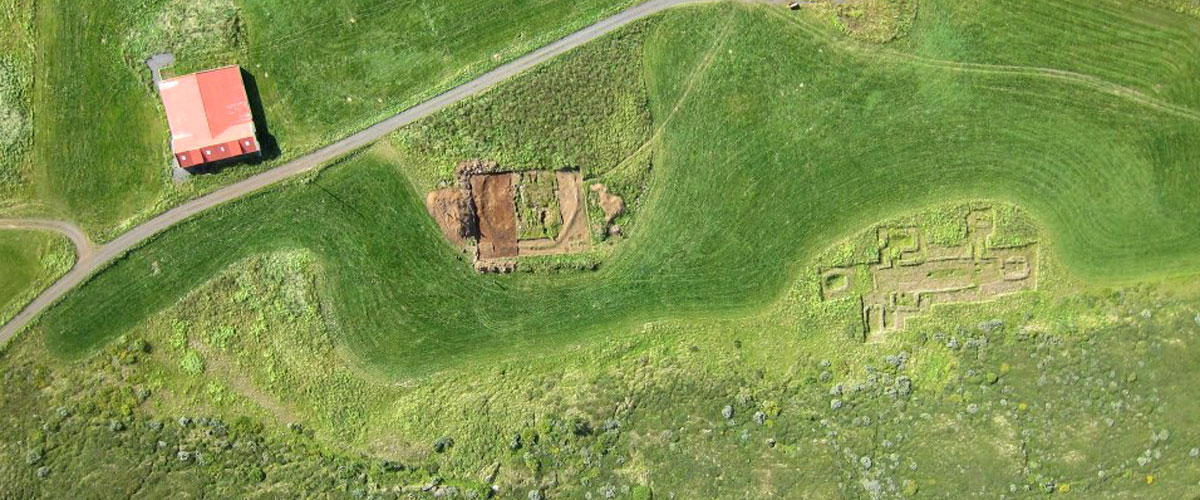 Islande - Les vestiges de Hofstadir - Photo: Hugras.is