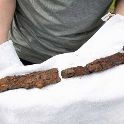 Norvège - L'épée viking découverte dans un champ de pommes de terre a été datée entre 775 et 925 de notre ère - Photo: municipalité du comté de Møre og Romsdal
