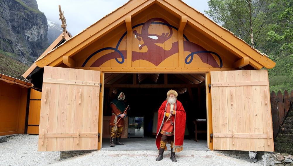 Norvège - Le chef viking a enfin ouvert au public les portes de son village