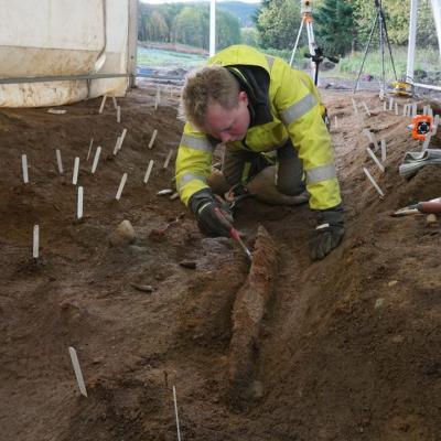 Norvège - Les rivets ont permis d'identifier deux bateaux sous un seul et même tumulus - Photo: Astrid Lorentzen / NTNU