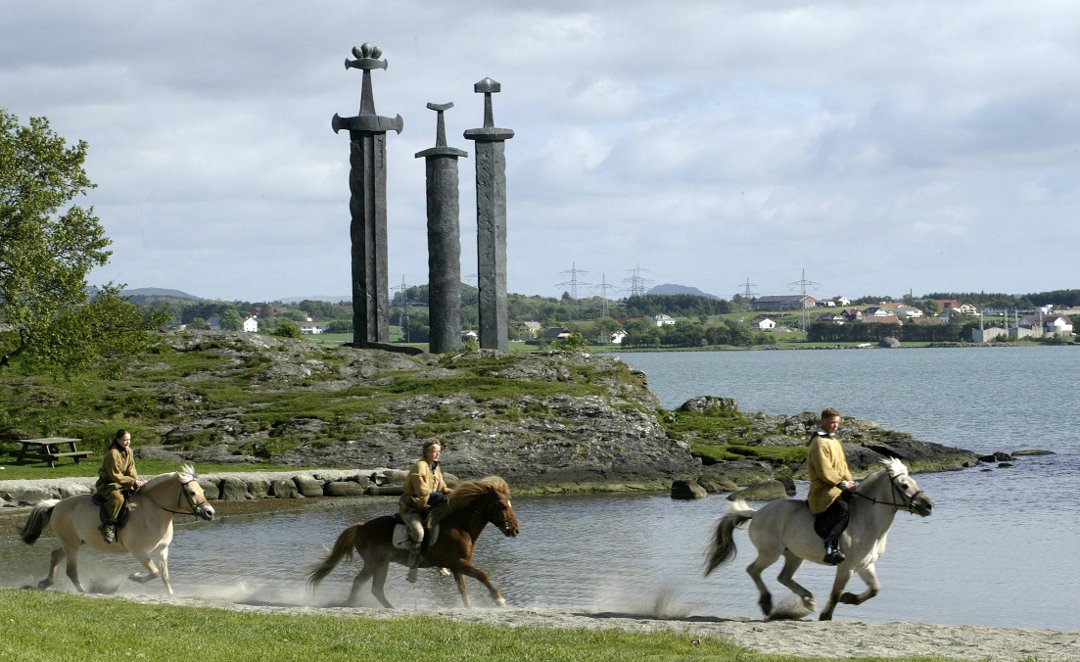 Norvège - Une étude des fonds marins à la recherche de traces de la bataille de Hafrsfjord près de Stavanger - Photo: Alf Ove Hansen / NTB Scanpix