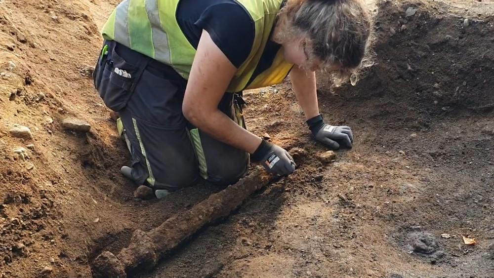 Norvège - Une épée viking vieille de 1200 ans mise au jour sur le site de Vinjeøra - Photo: NTNU Vitenskapsmuseet