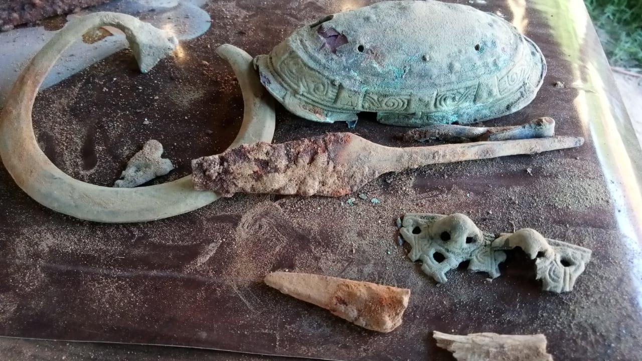 Russie - Les artefacts d'une sépulture de l'Âge Viking découverte à Tosno, dans l'oblast de Léningrad - Photo: TIGADO 47