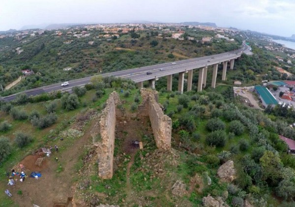 Sicile - Des sépultures de normands découvertes au pied d'une église du XIème siècle