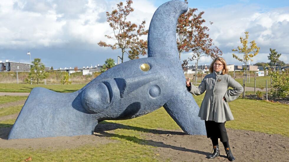 Suède - La statue en béton du dieu Odin réalisée par Helene Aurell dans le parc de Hjärup - Photo: Marianne Pernbro