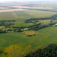 Ukraine - Le cimetière de la fin de l'Âge Viking d'Ostriv situé le long de la rivière Ros - Photo: Ostriv Project